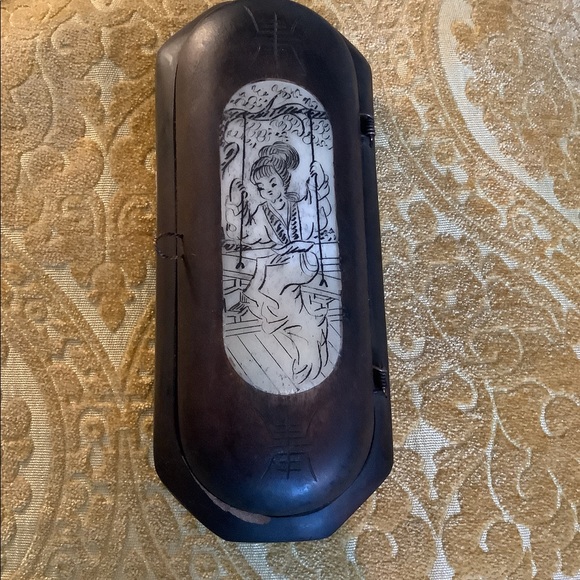 Vintage wood glasses case
